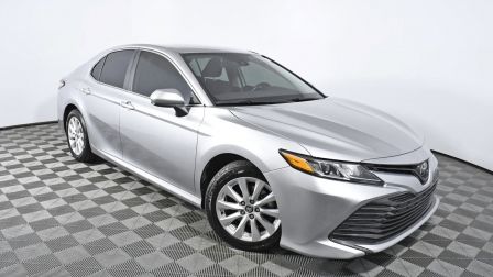 2020 Toyota Camry LE                    in Aventura