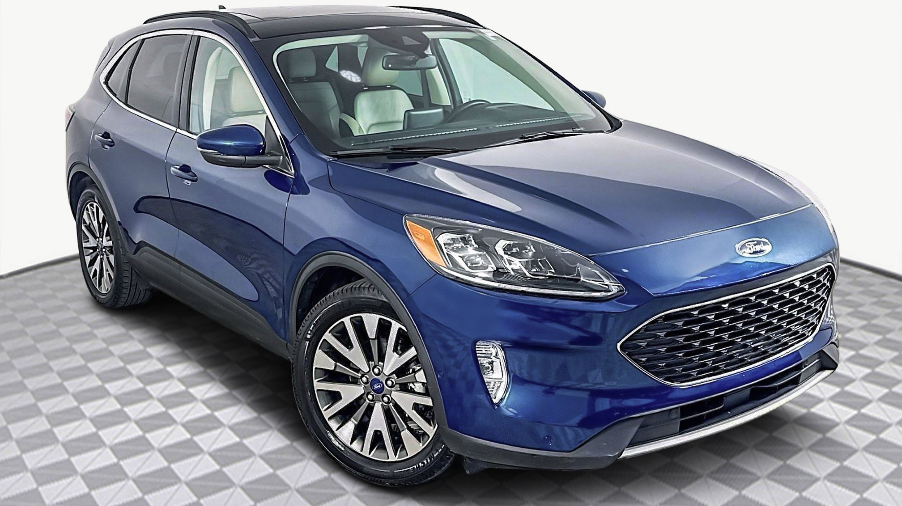 2020 Ford Escape Titanium