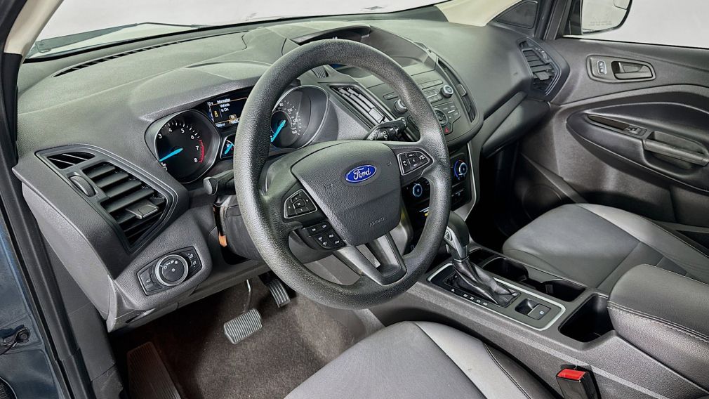 2019 Ford Escape S #15