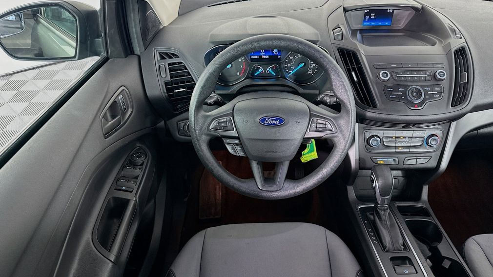 2019 Ford Escape S #10
