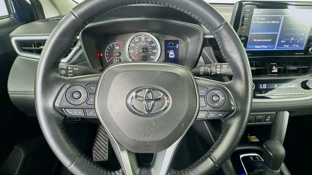 2022 Toyota Corolla Cross LE #6
