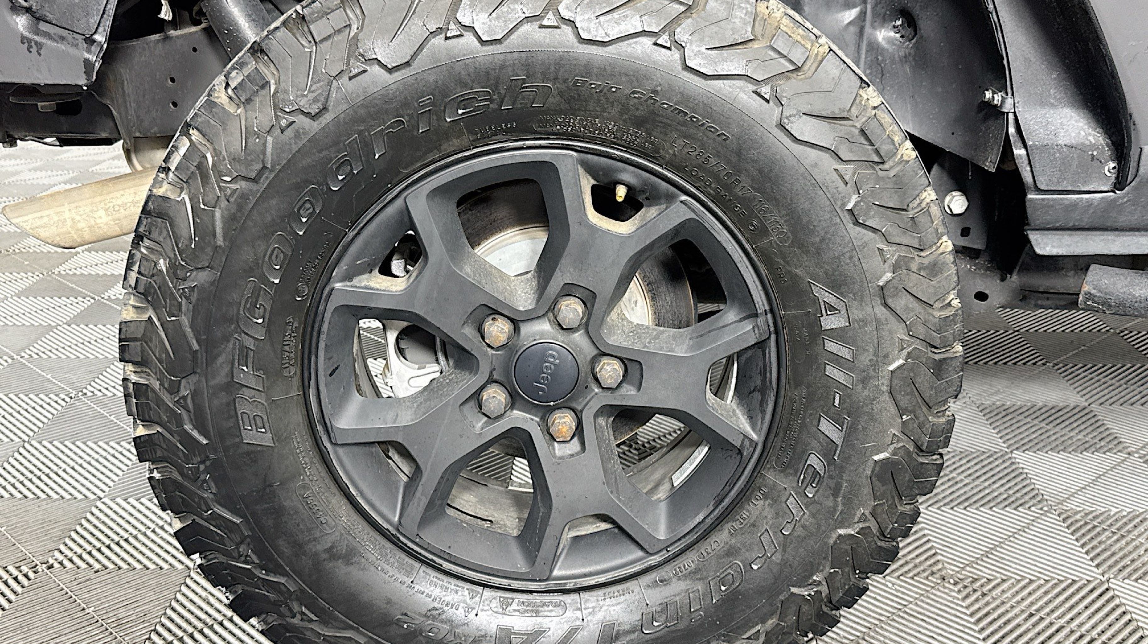 2020 Jeep Wrangler Sport - Photo 23