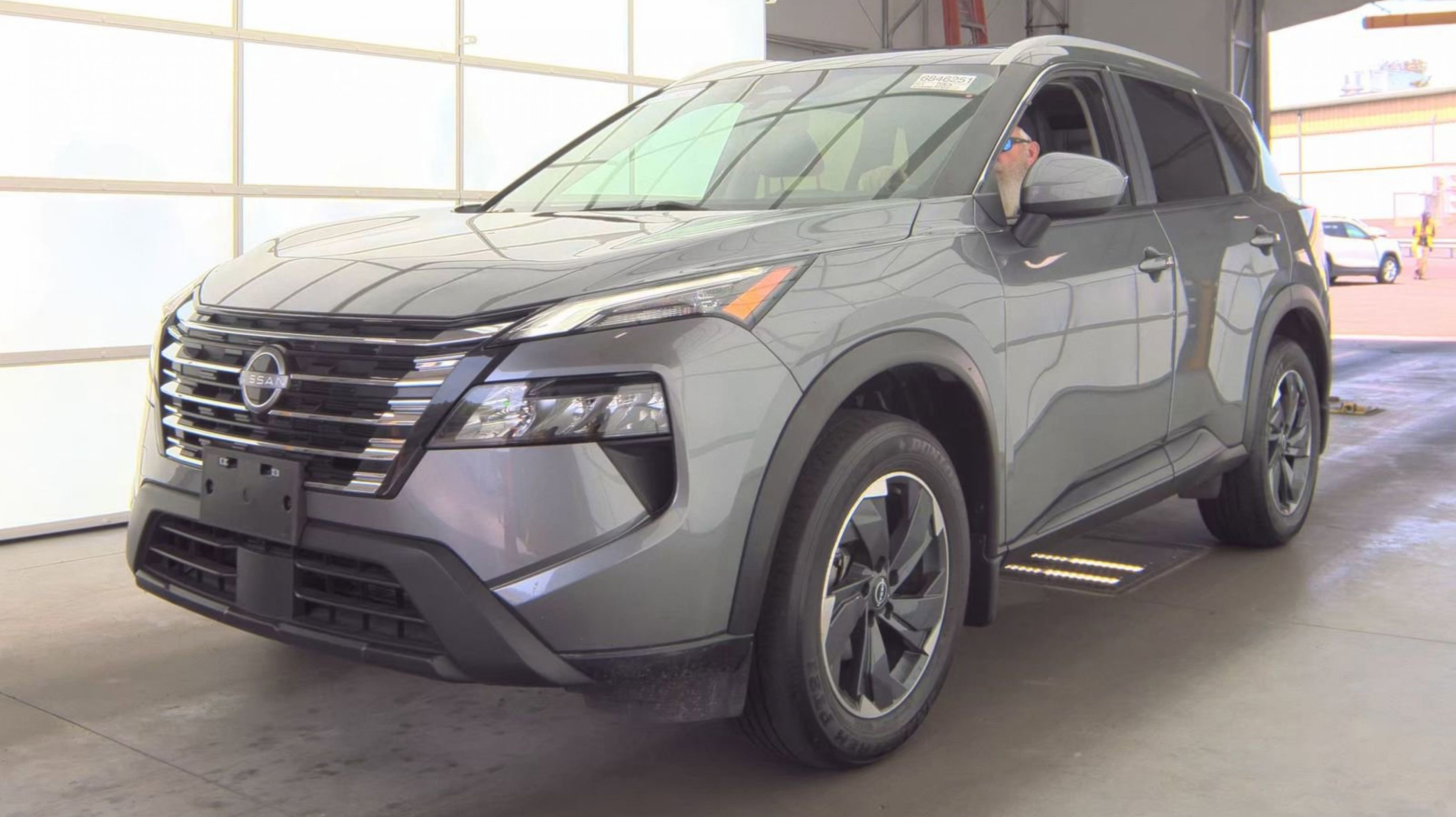 2024 Nissan Rogue SV AWD's photo