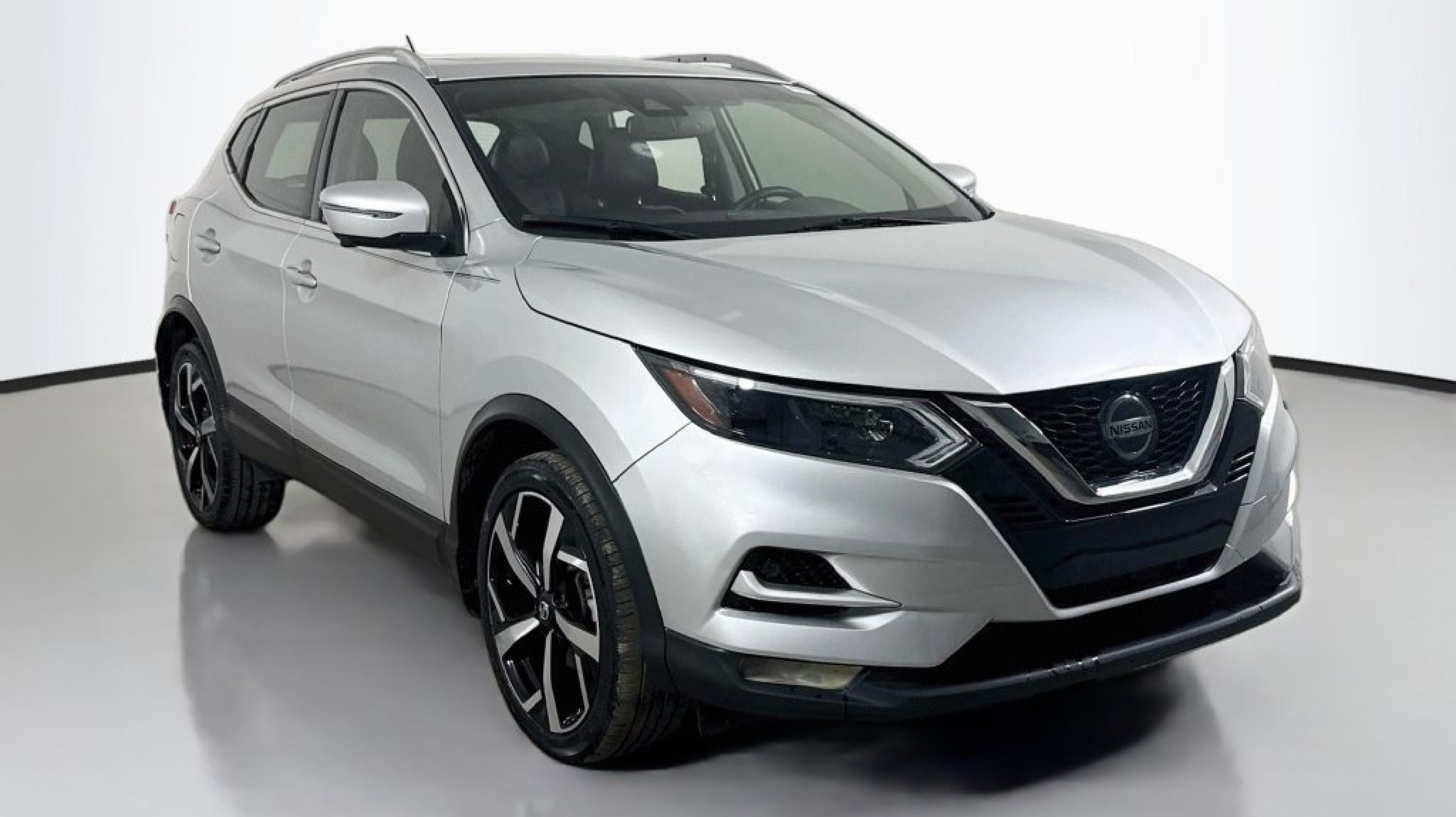 2021 Nissan Rogue Sport SL