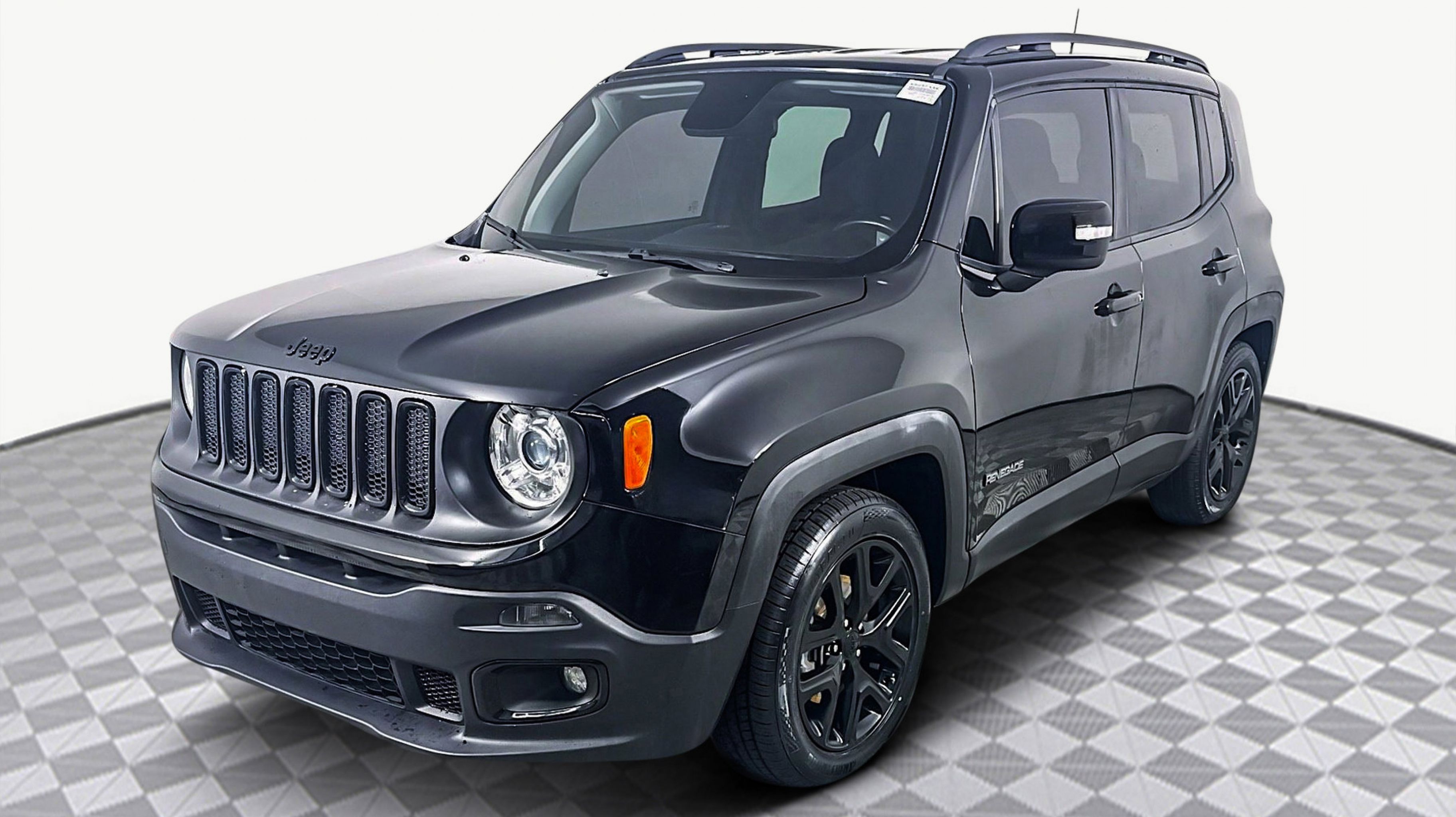 2018 Jeep Renegade Latitude North Edition photo 3