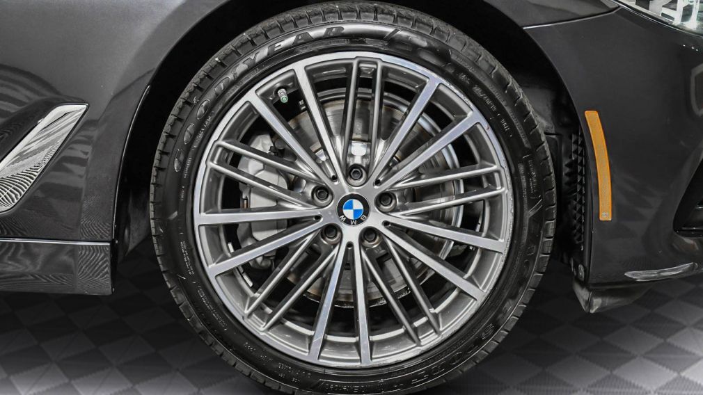 2020 BMW 5 Series 530i #32
