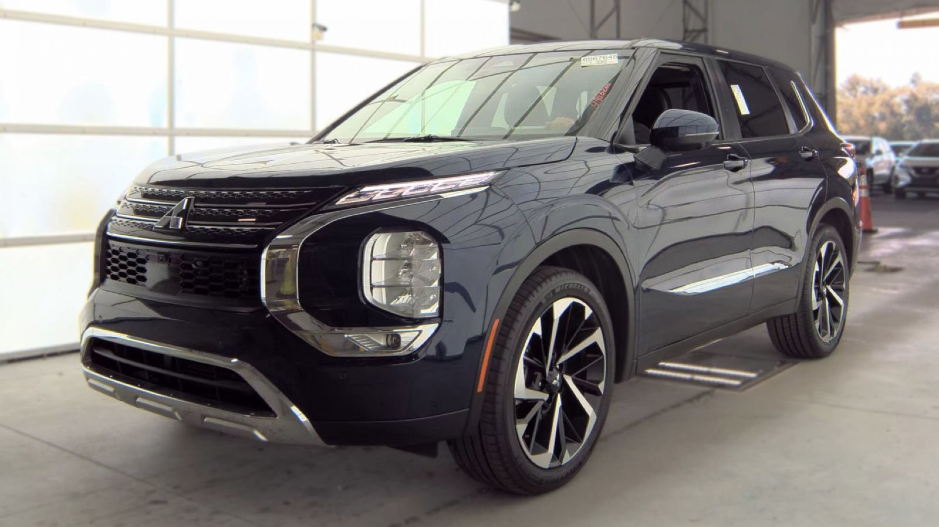 2023 Mitsubishi Outlander