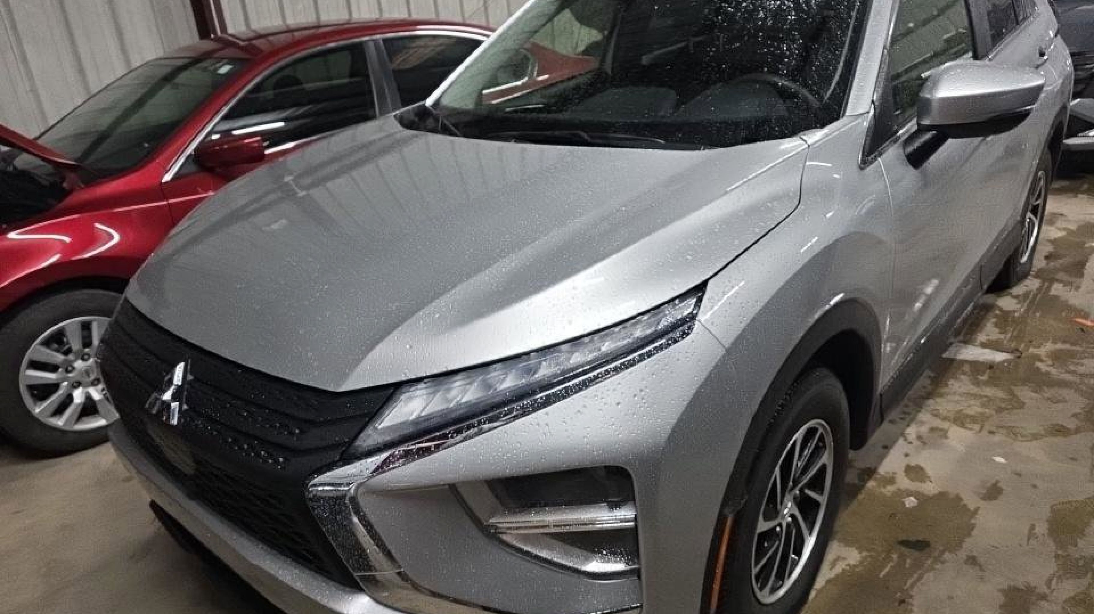 2022 Mitsubishi Eclipse Cross ES S-AWC's photo