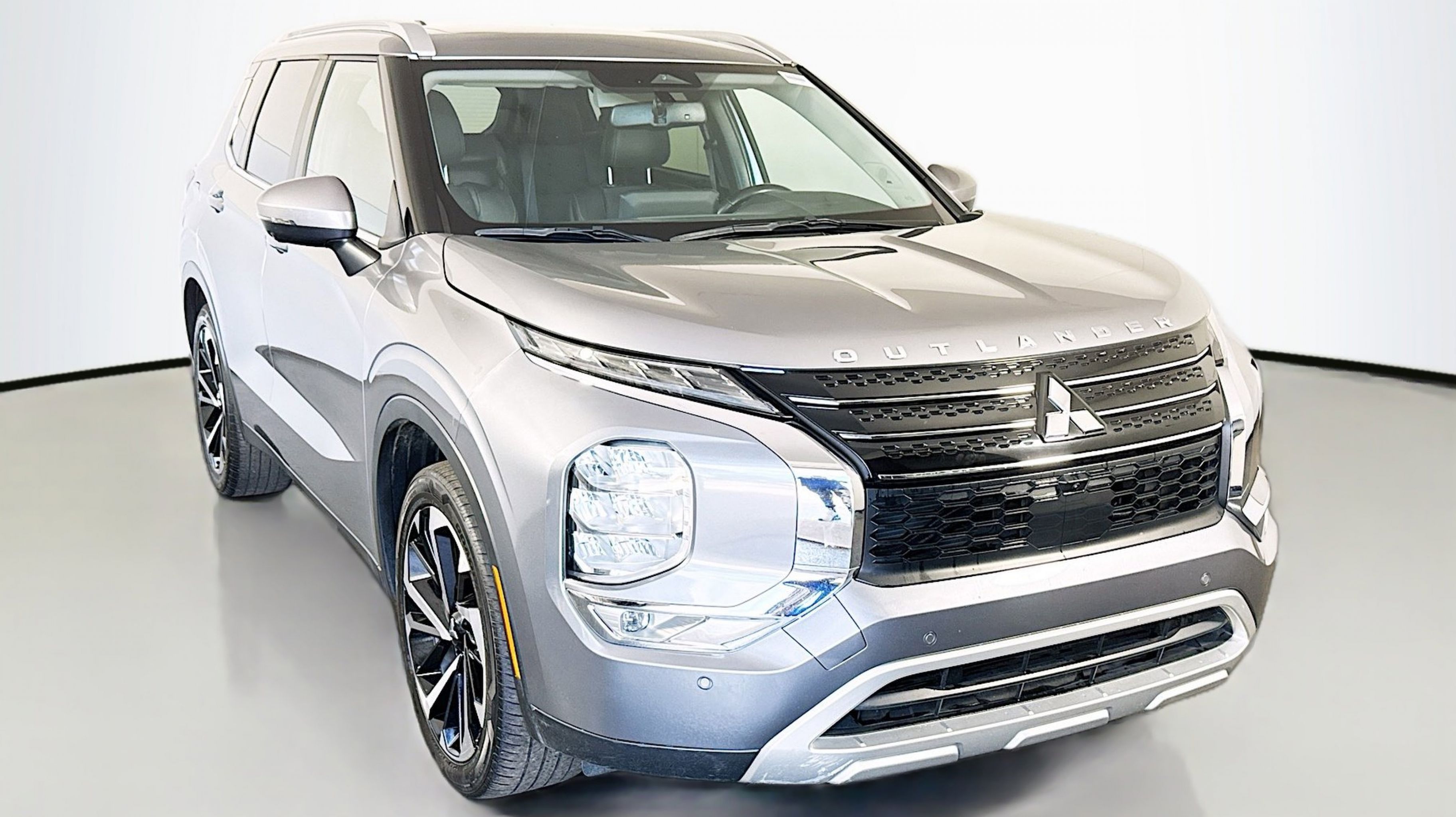 2023 Mitsubishi Outlander