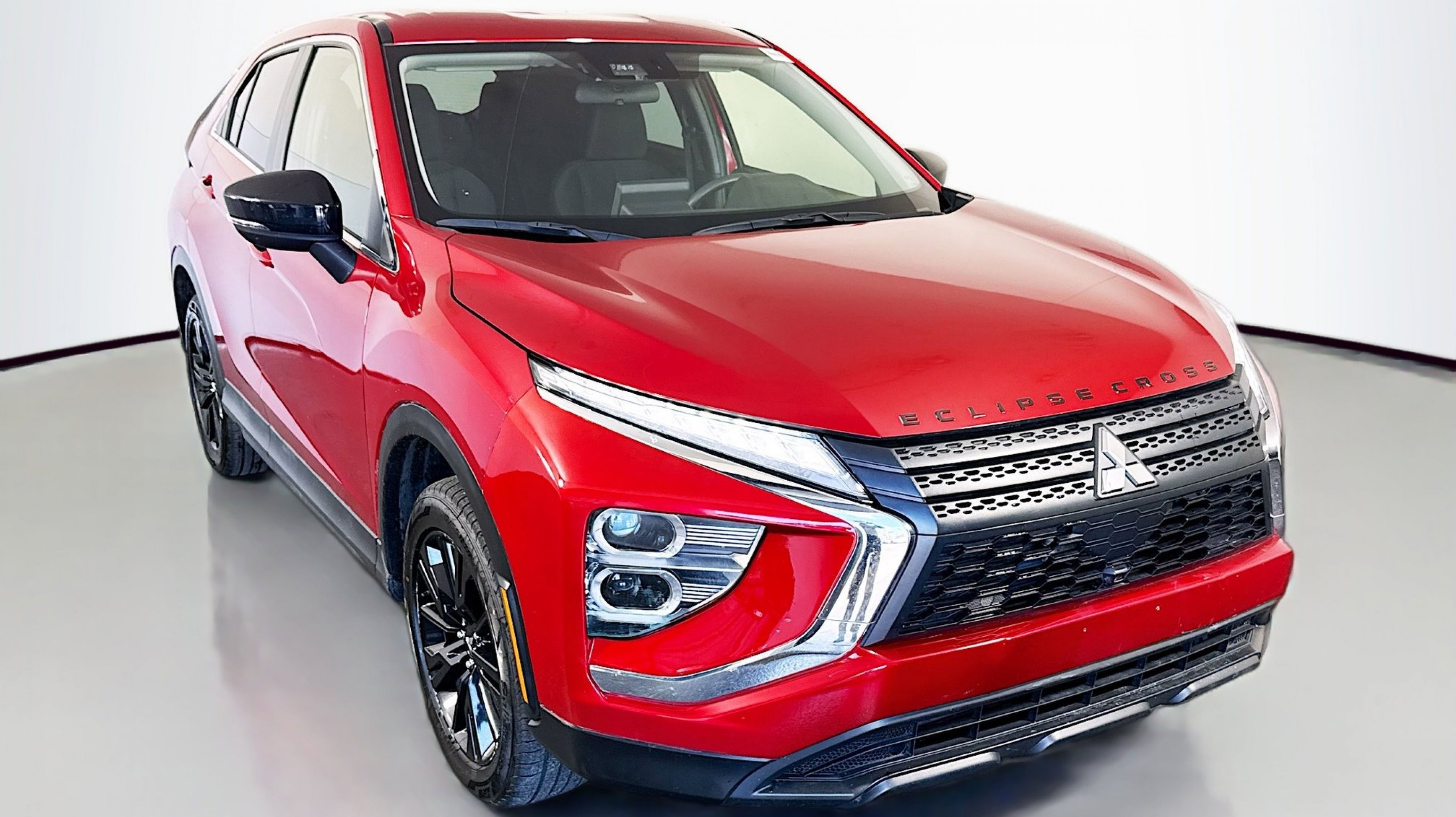 2024 Mitsubishi Eclipse Cross LE S-AWC's photo