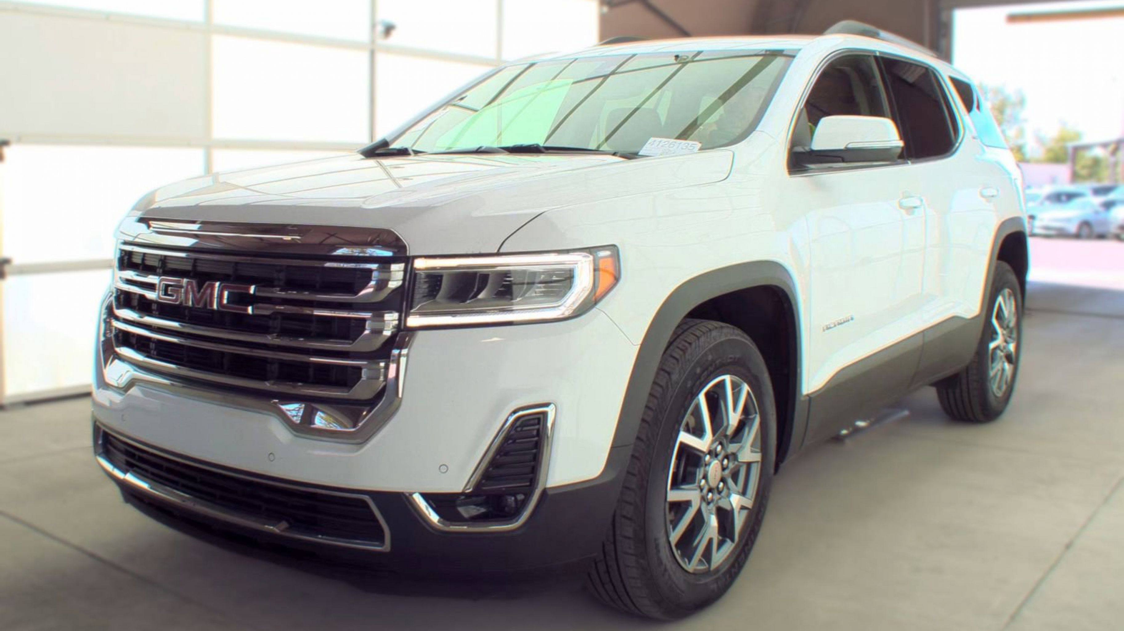 2023 GMC Acadia SLT FWD's photo