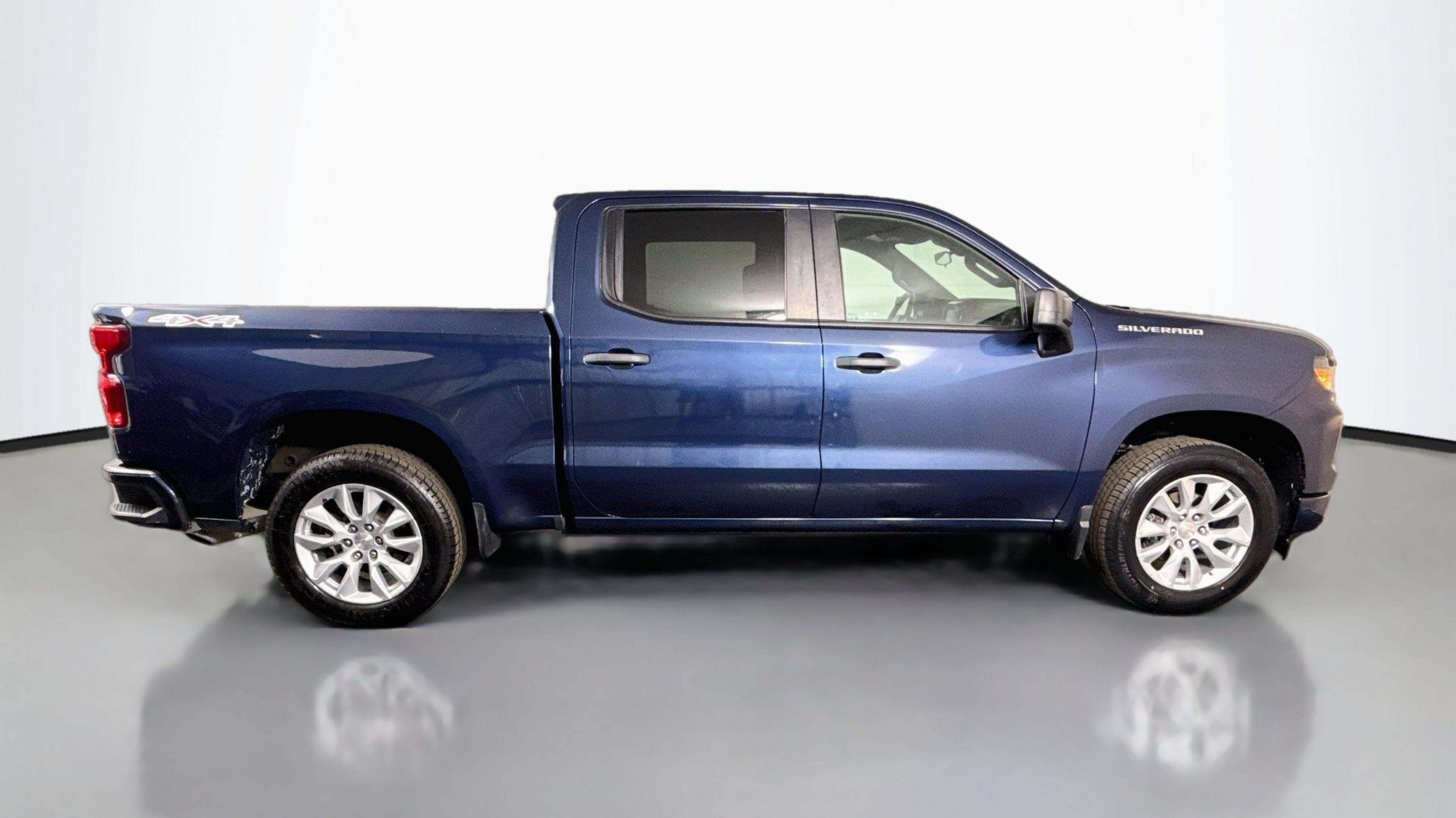 2022 Chevrolet Silverado 1500 Custom - Photo 8