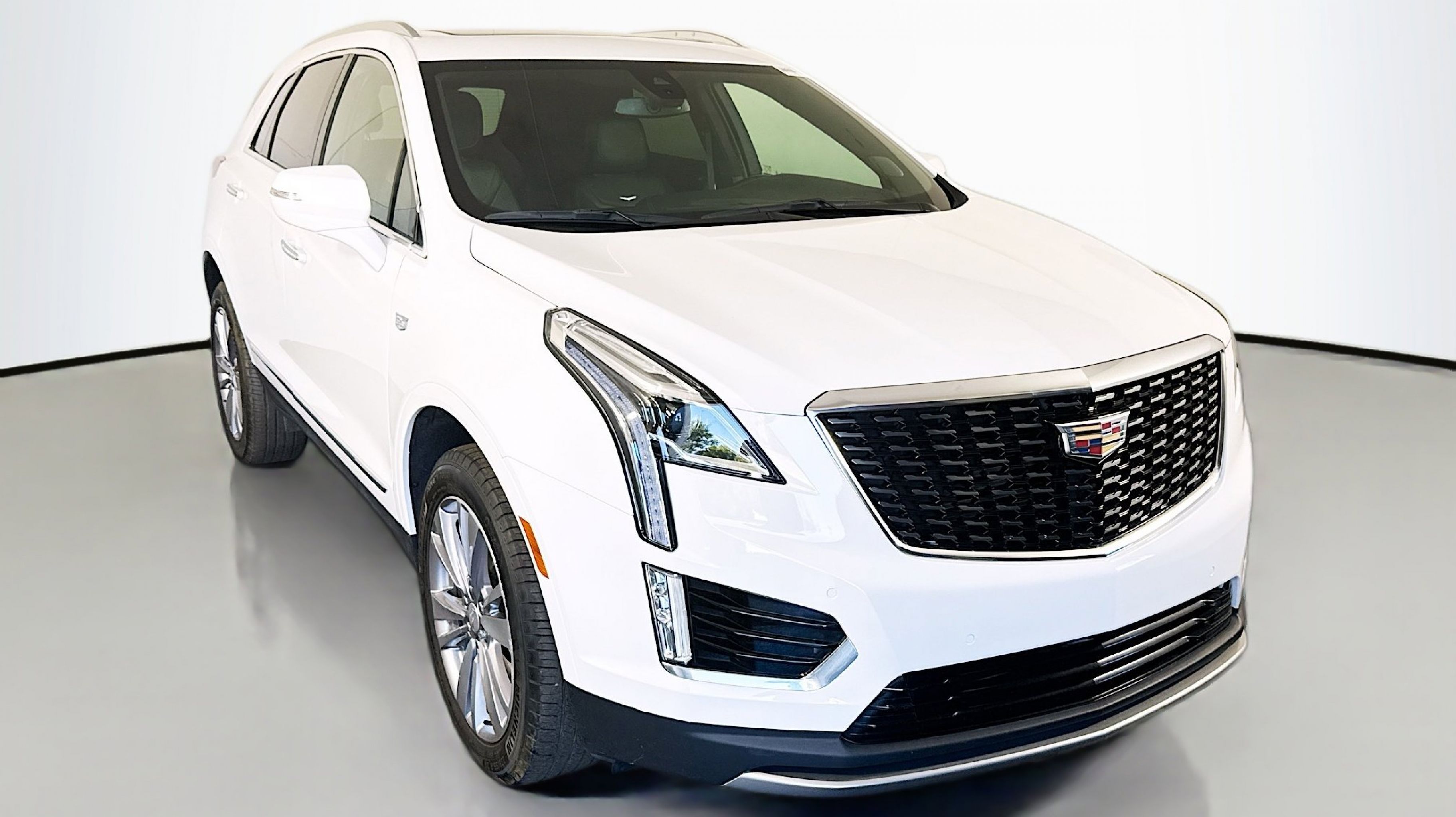 2024 Cadillac XT5 FWD Premium Luxury's photo