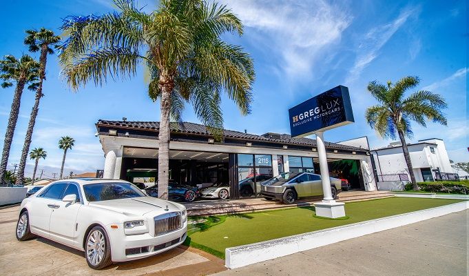 LUX Costa Mesa Used Car Dealership